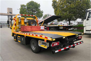 云城区道路救援拖车报价